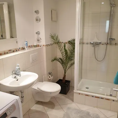 Ruhiges Wohnen -rheinnaehe! 10 Min Bis Bonn Zentrum * Sankt Augustin